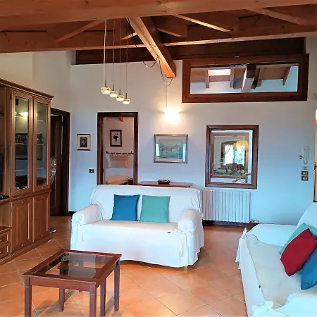 Isabel Apartamento